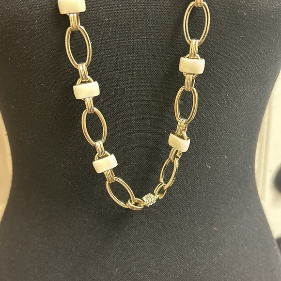 ColdWater Creek, Cream and Gold Necklace, 40”, Excellent Condition - Picture 4 of 7